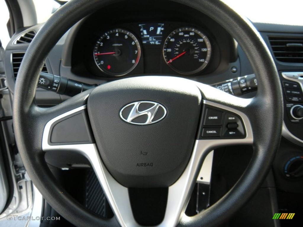 2013 Accent GS 5 Door - Ironman Silver / Black photo #38