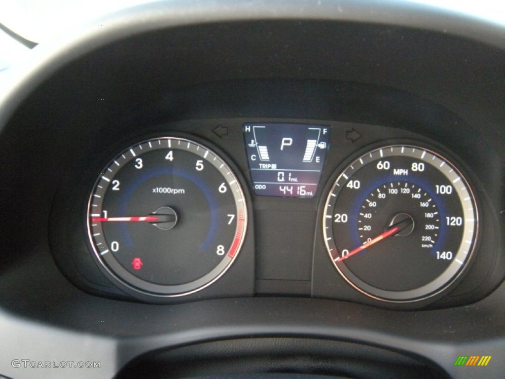 2013 Accent GS 5 Door - Ironman Silver / Black photo #39