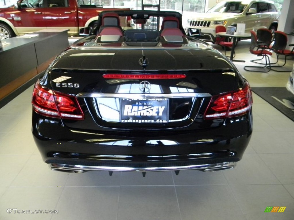 2014 E 550 Cabriolet - Black / Red/Black photo #7
