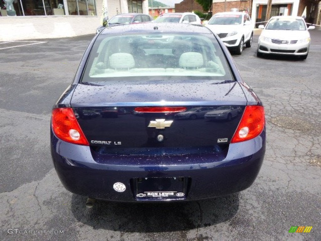 2008 Cobalt LS Sedan - Imperial Blue Metallic / Gray photo #7