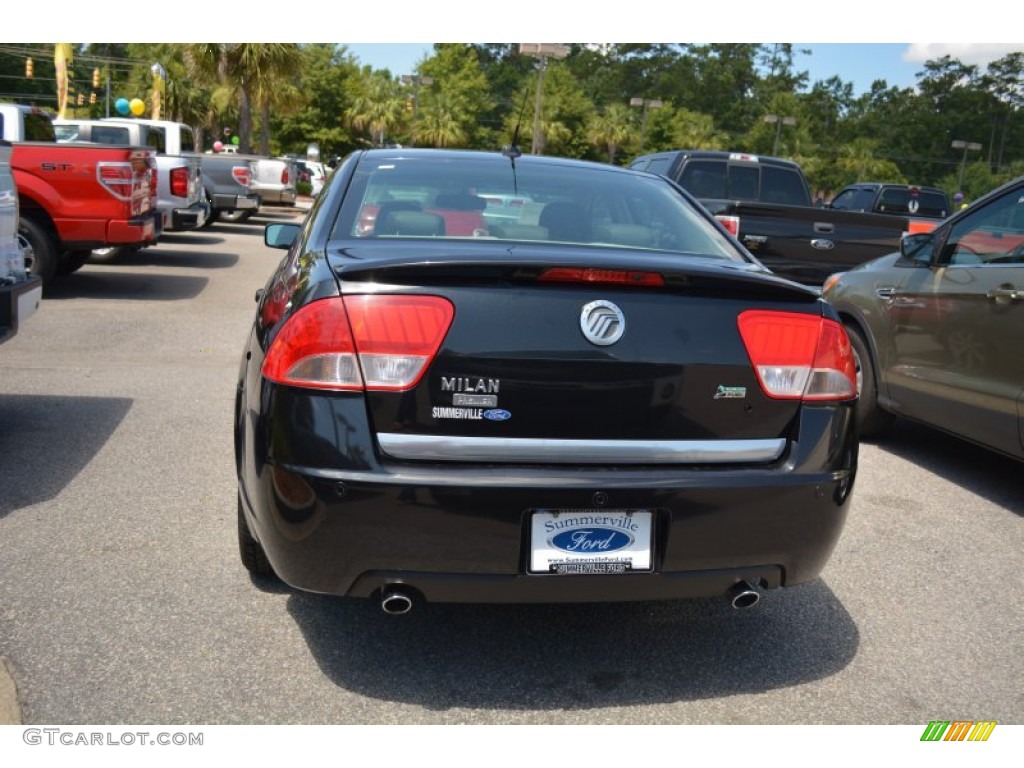 2010 Milan V6 Premier - Tuxedo Black Metallic / Dark Charcoal/Medium Light Stone photo #4