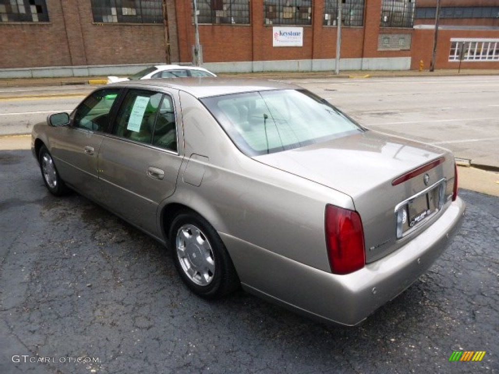 2001 DeVille Sedan - Cashmere / Neutral Shale photo #6