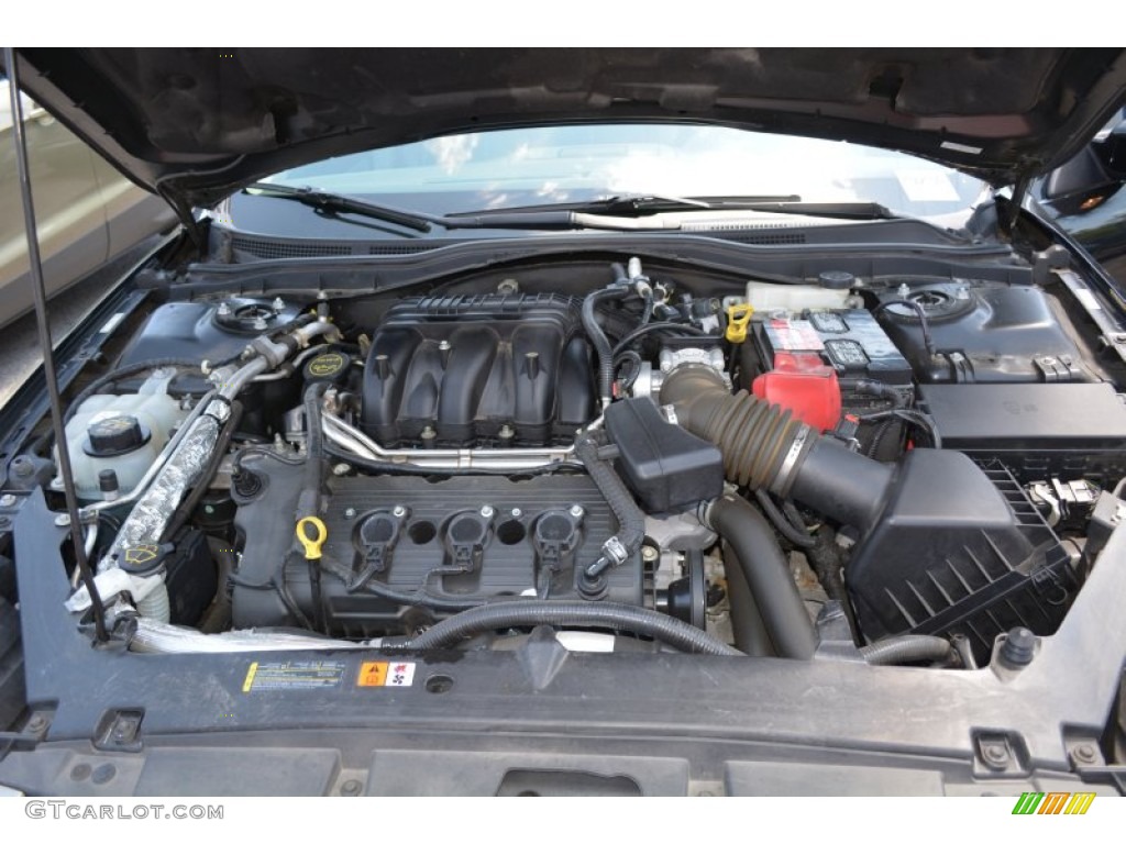 2010 Milan V6 Premier - Tuxedo Black Metallic / Dark Charcoal/Medium Light Stone photo #14