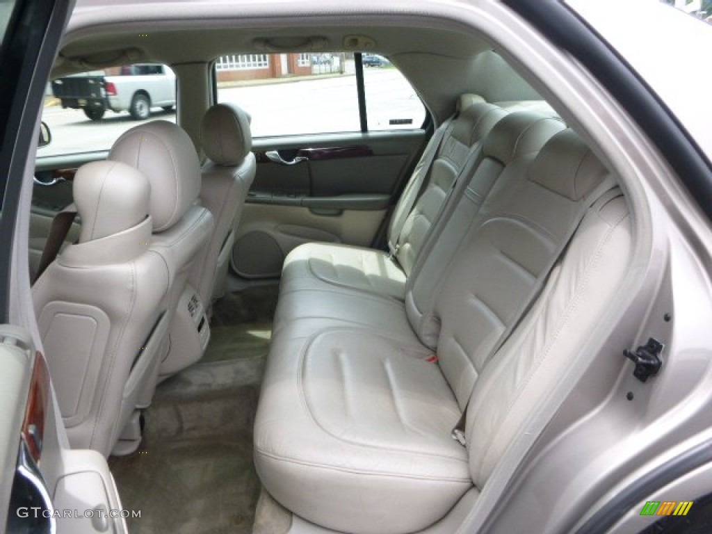 2001 DeVille Sedan - Cashmere / Neutral Shale photo #12