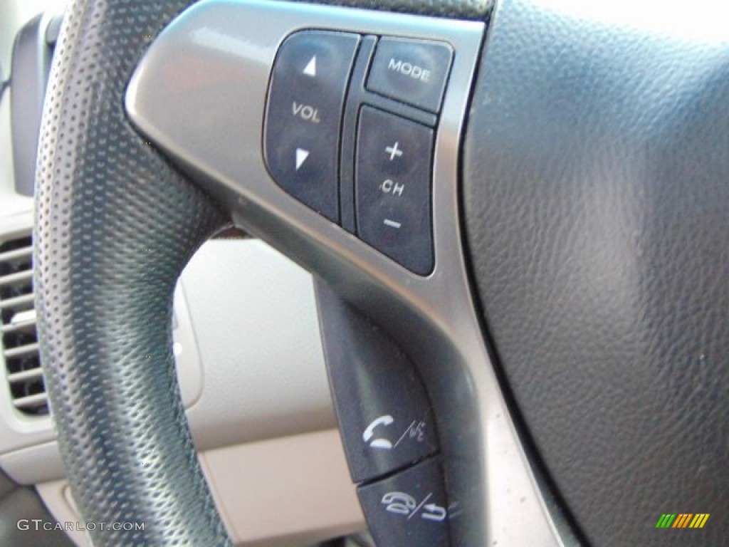 2010 RDX SH-AWD - Palladium Silver Metallic / Taupe photo #19