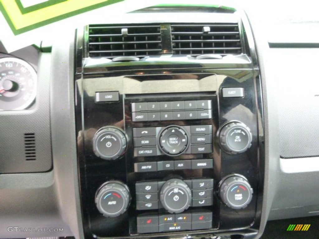 2012 Ford Escape Limited 4WD Controls Photos