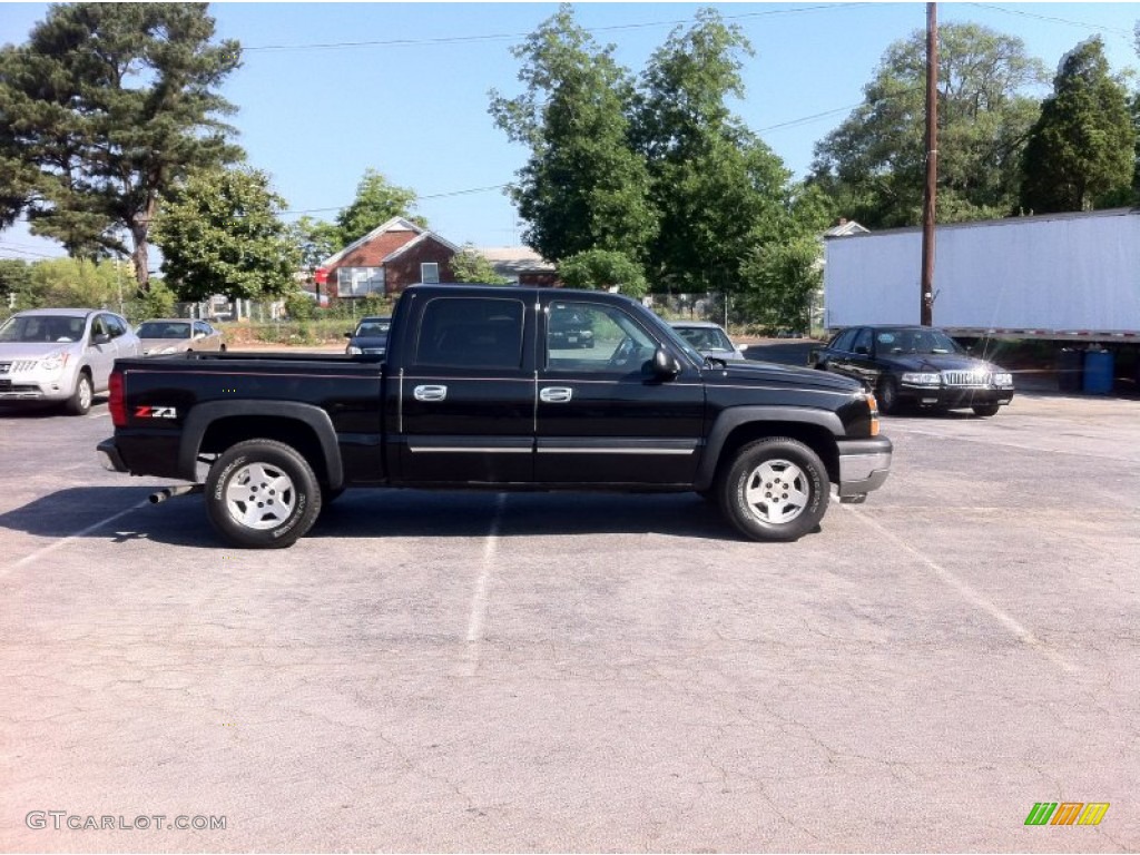 2005 Silverado 1500 LT Crew Cab 4x4 - Black / Dark Charcoal photo #4