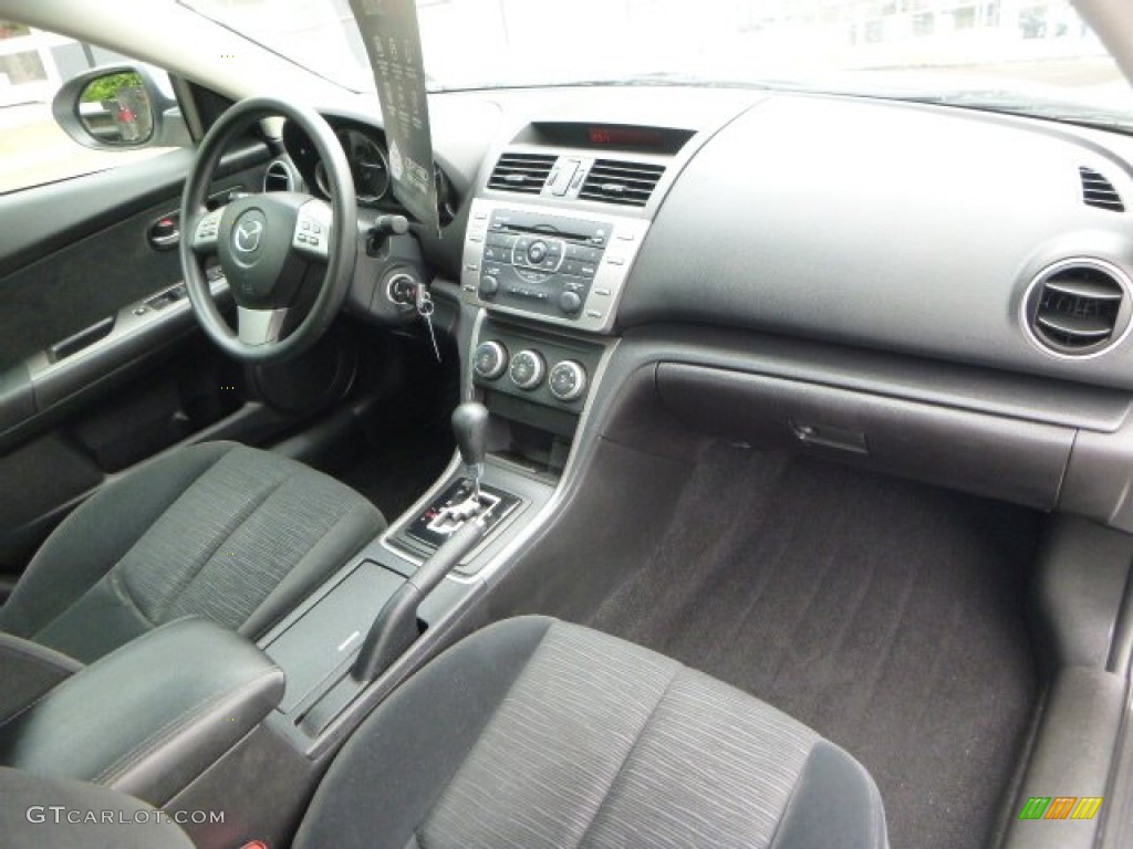2010 MAZDA6 i Sport Sedan - Performance White / Black photo #11