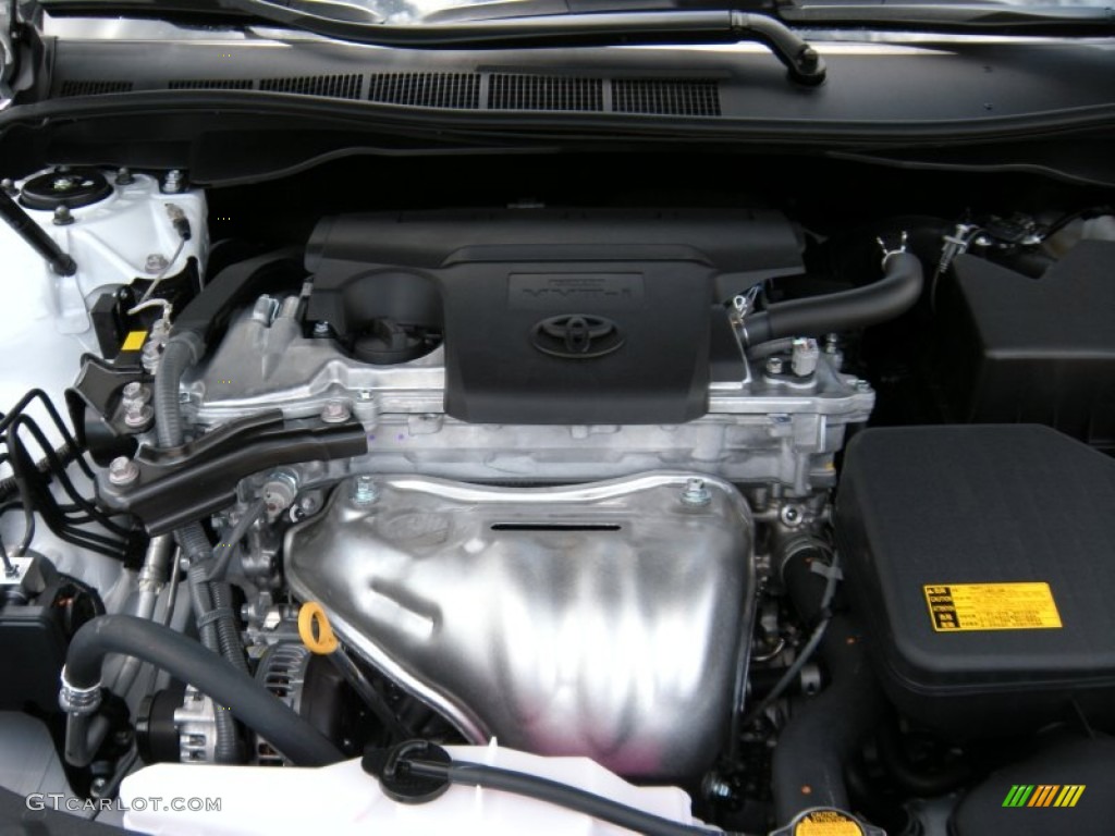 2014 Camry L - Super White / Ash photo #16