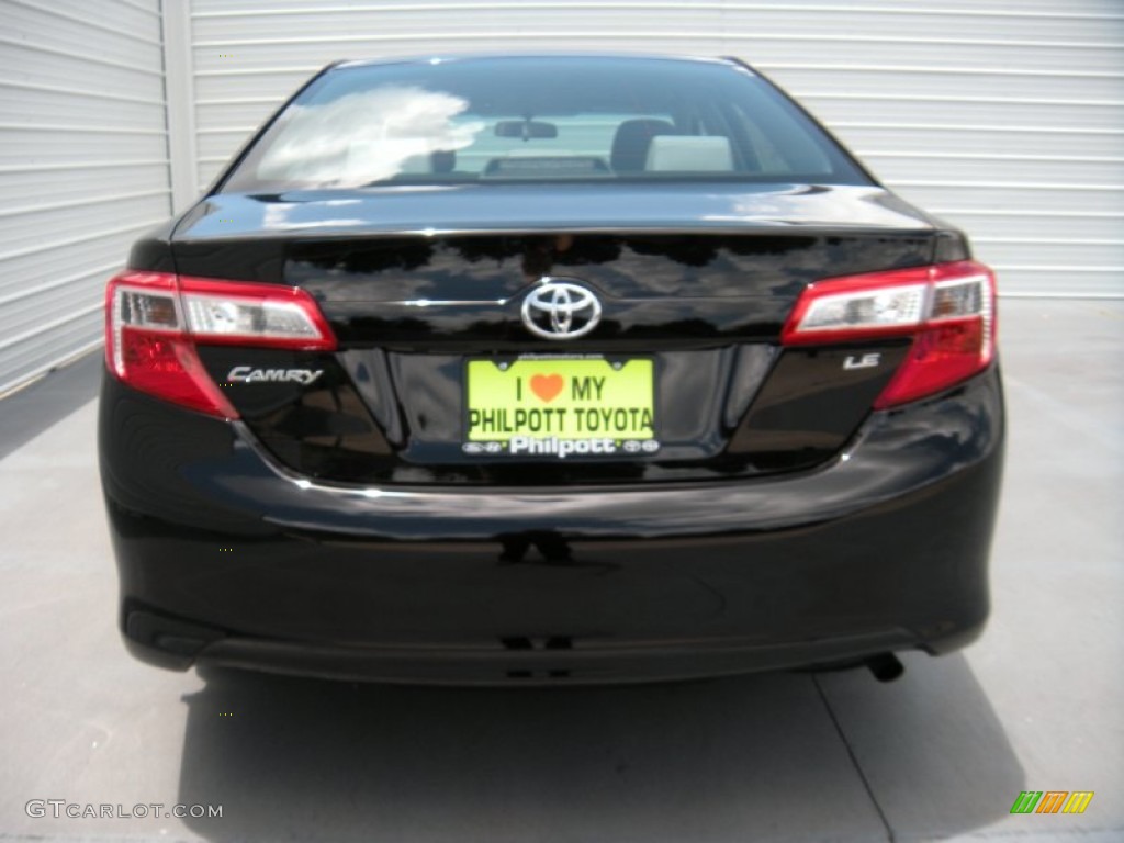 2014 Camry LE - Attitude Black Metallic / Ash photo #5