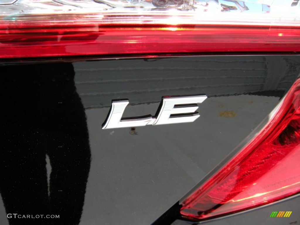 2014 Camry LE - Attitude Black Metallic / Ash photo #15