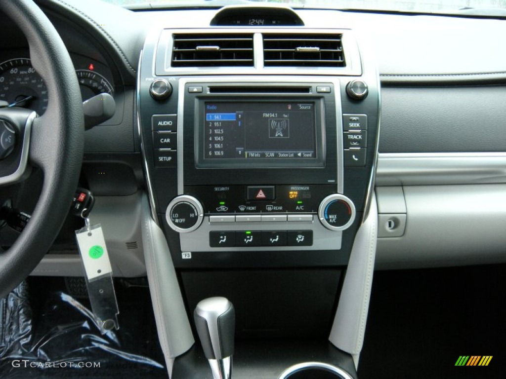 2014 Camry LE - Attitude Black Metallic / Ash photo #26