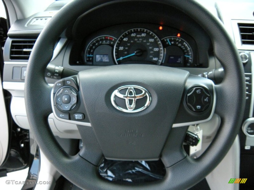 2014 Camry LE - Attitude Black Metallic / Ash photo #30