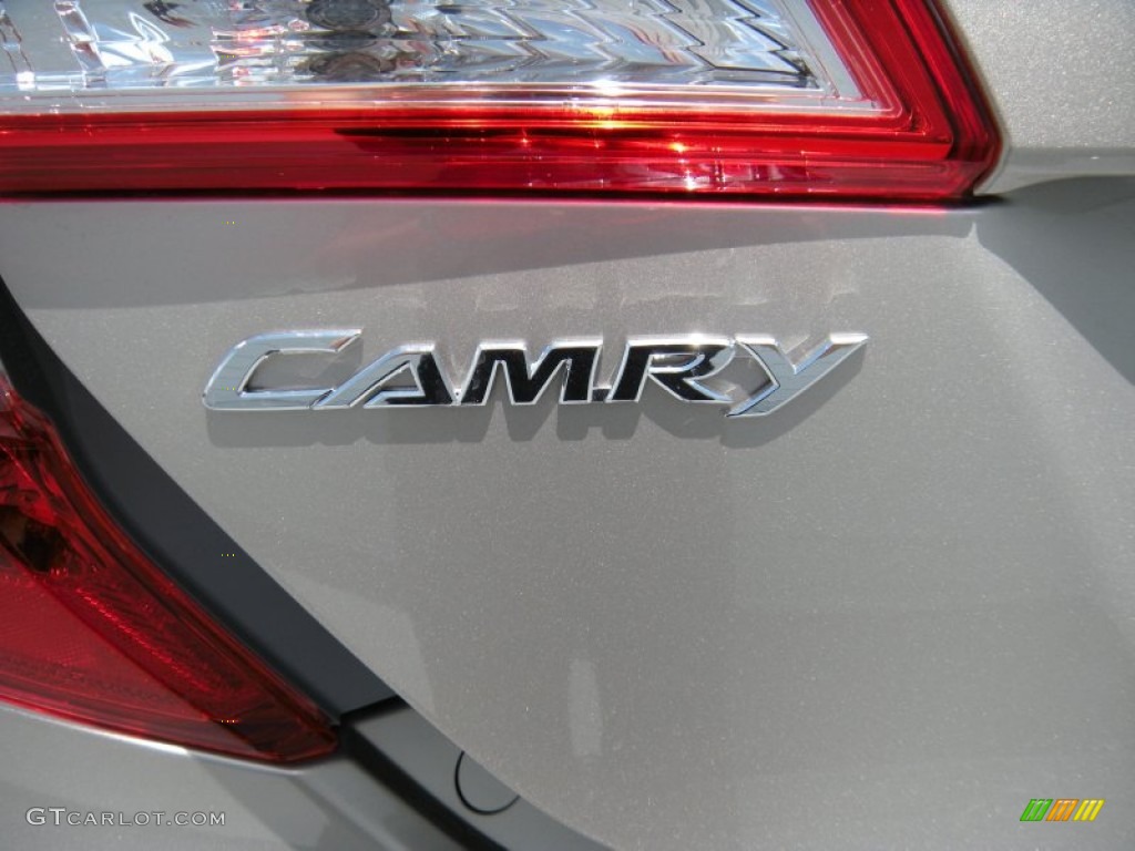 2014 Camry LE - Champagne Mica / Ivory photo #14