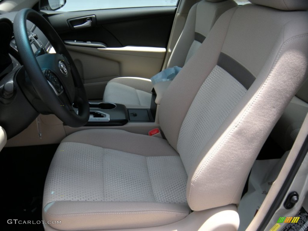 2014 Camry LE - Champagne Mica / Ivory photo #23