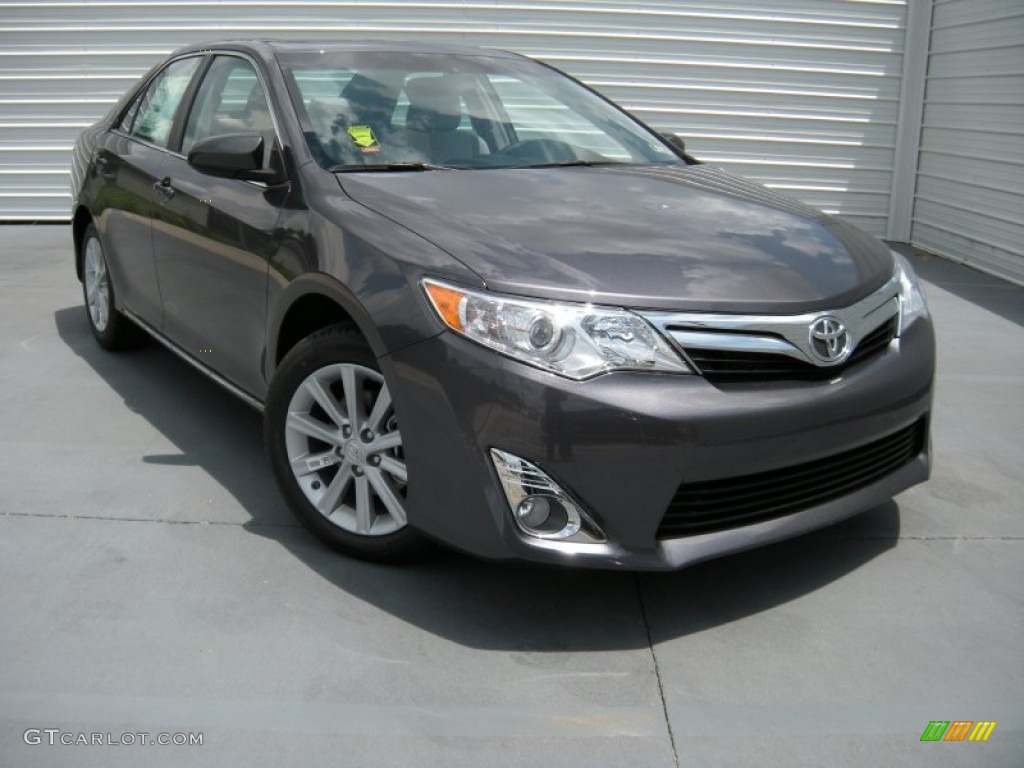 2014 Camry XLE - Magnetic Gray Metallic / Ash photo #1