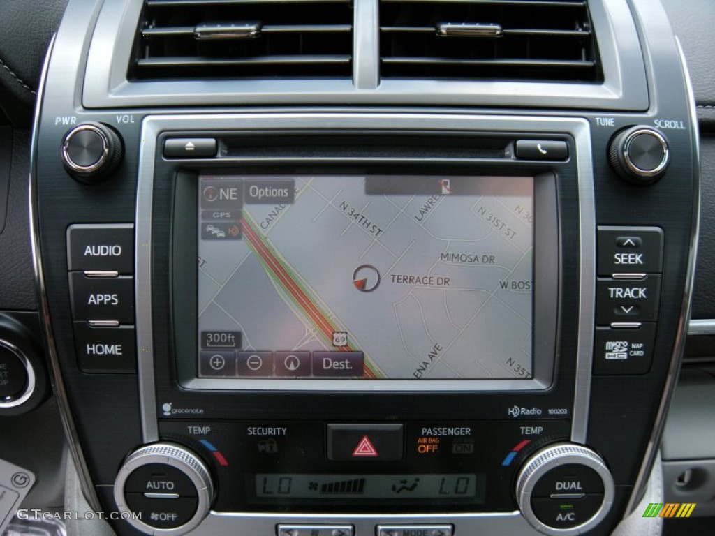 2014 Toyota Camry XLE Navigation Photo #94636705