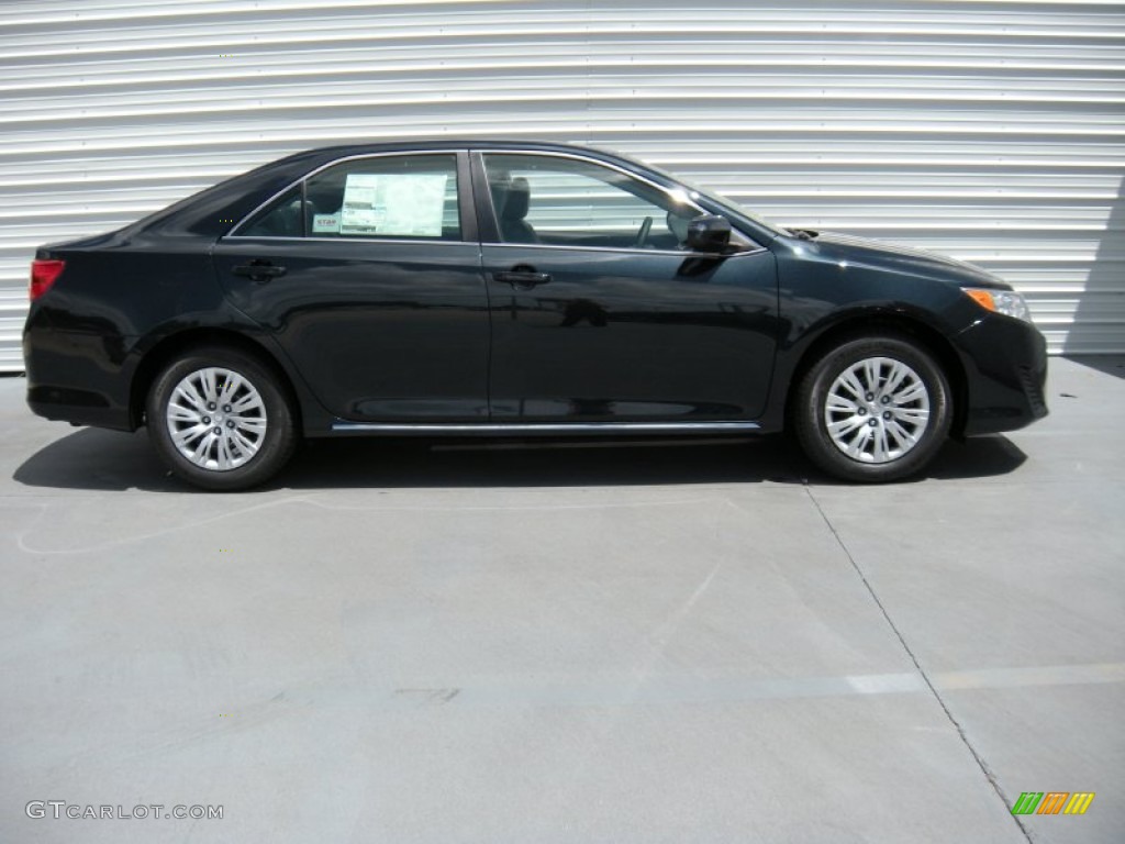 Cosmic Gray Metallic 2014 Toyota Camry LE Exterior Photo #94636735