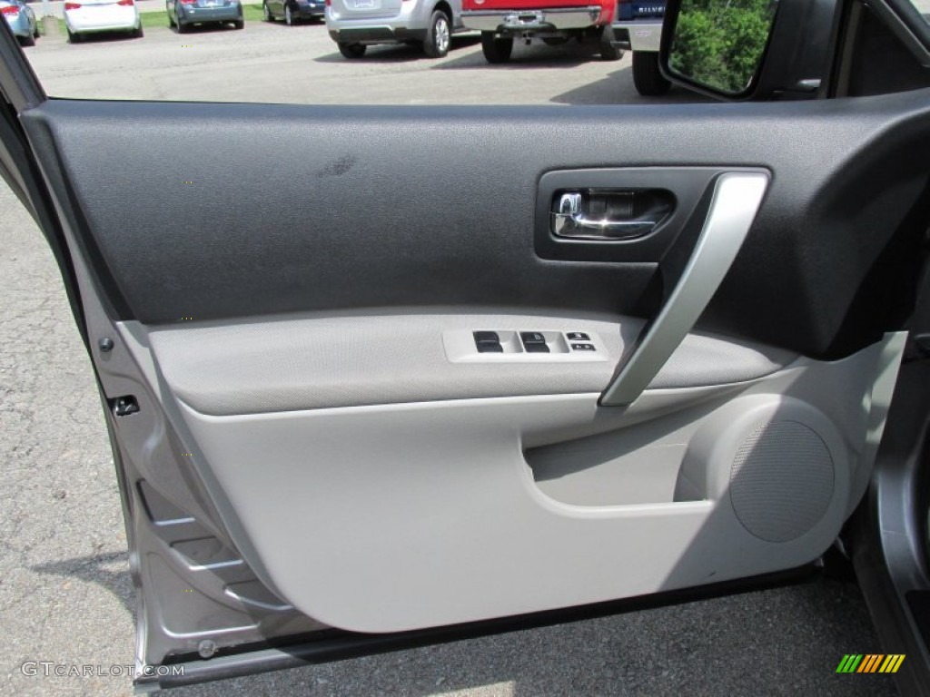 2011 Rogue SV AWD - Platinum Graphite / Gray photo #12