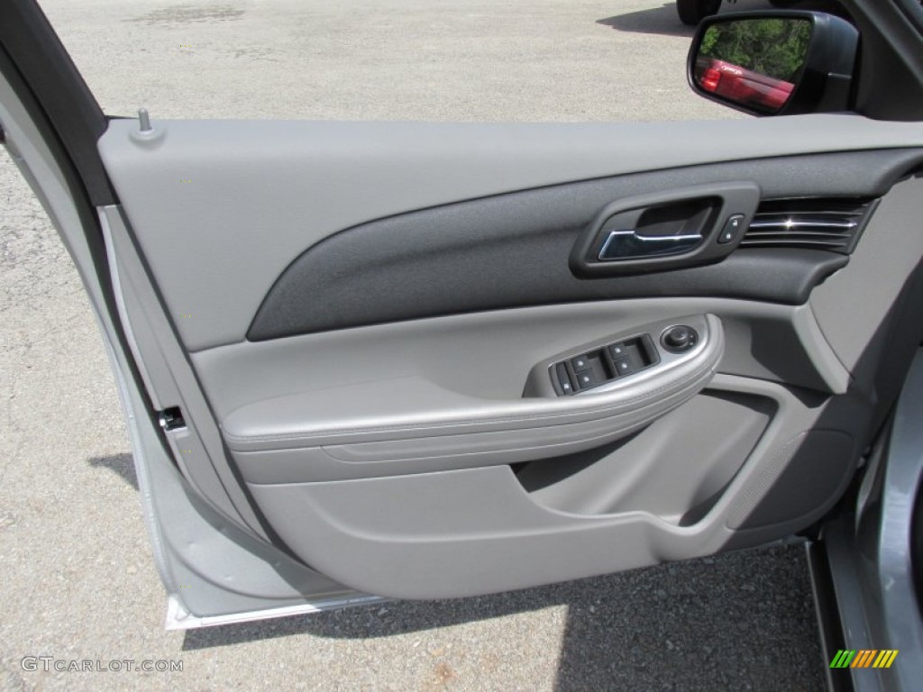 2015 Malibu LS - Silver Ice Metallic / Jet Black/Titanium photo #11