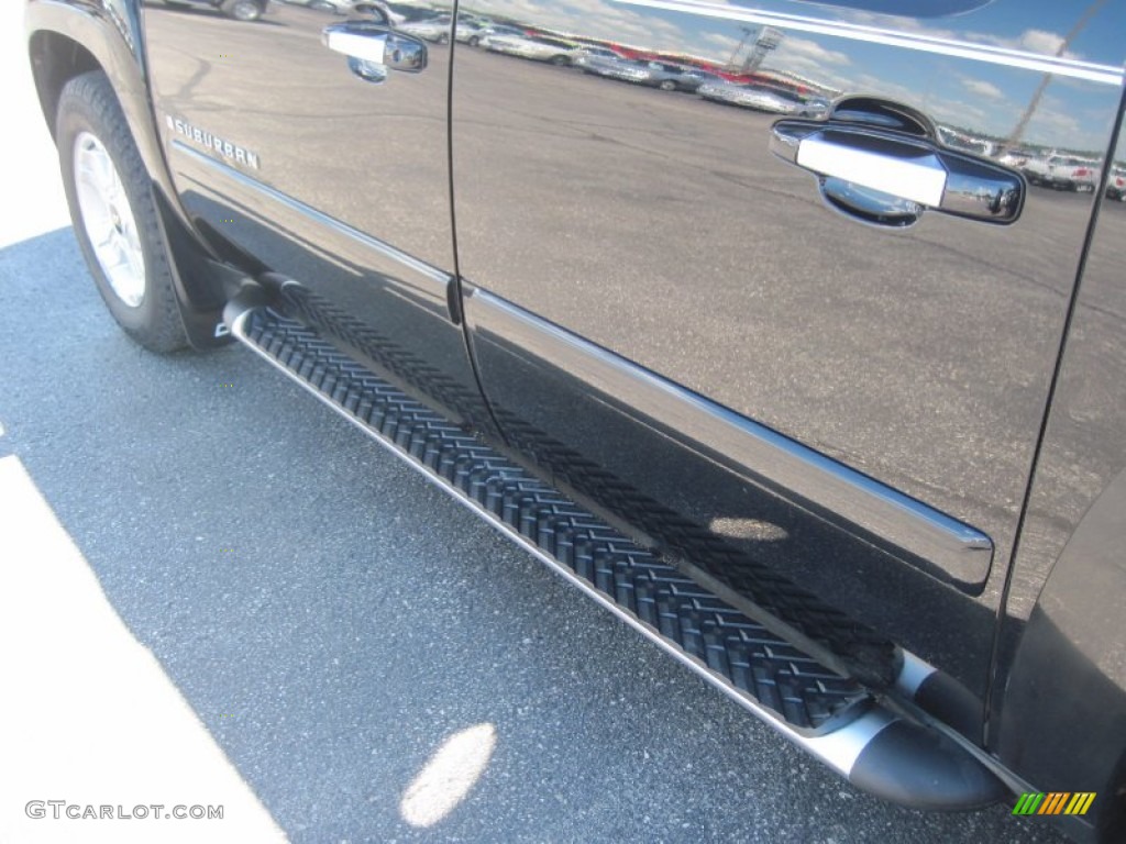 2007 Suburban 1500 Z71 4x4 - Black / Light Titanium/Ebony photo #6