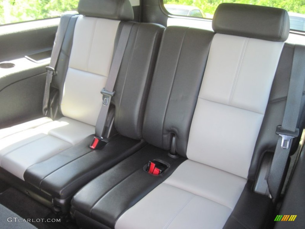 2007 Suburban 1500 Z71 4x4 - Black / Light Titanium/Ebony photo #9