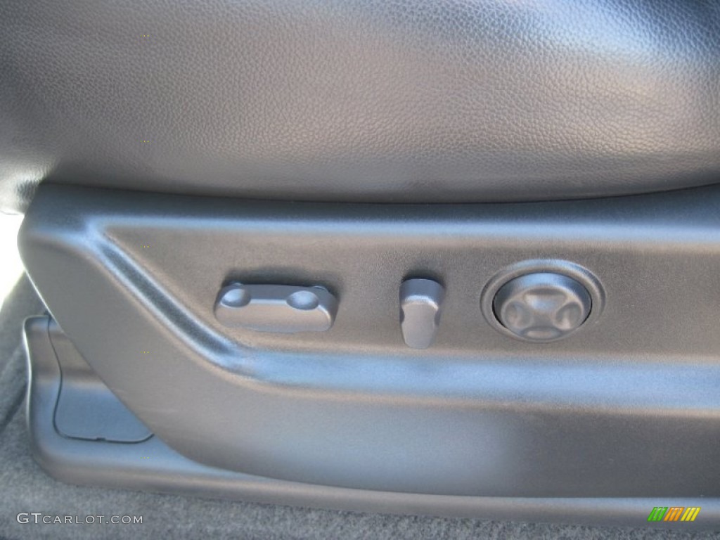 2007 Suburban 1500 Z71 4x4 - Black / Light Titanium/Ebony photo #15