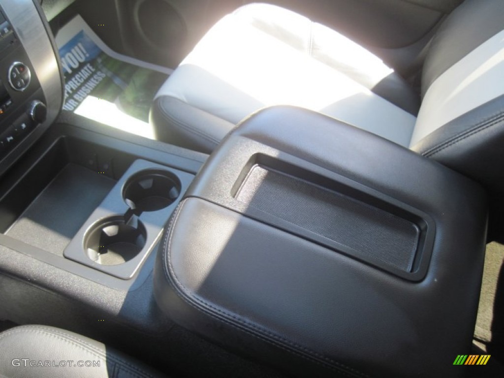 2007 Suburban 1500 Z71 4x4 - Black / Light Titanium/Ebony photo #19