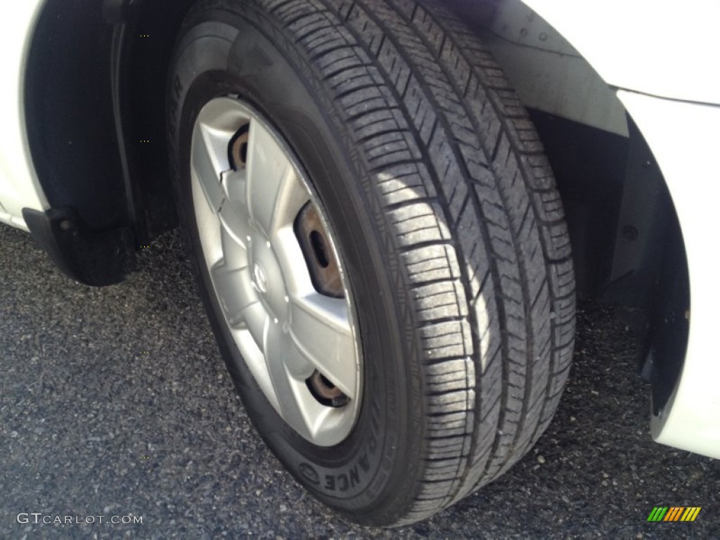 2006 Stratus SXT Sedan - Stone White / Dark Slate Grey photo #2