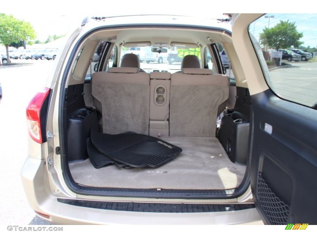 2006 RAV4 V6 4WD - Beige Metallic / Taupe photo #16