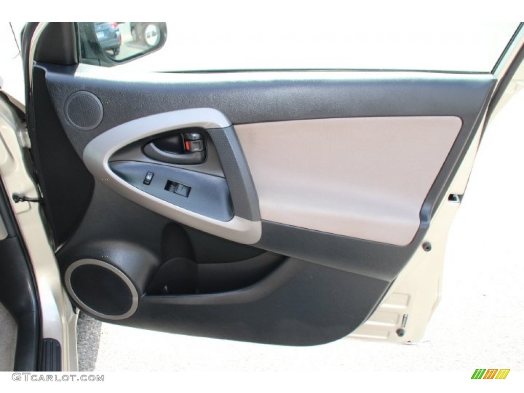 2006 RAV4 V6 4WD - Beige Metallic / Taupe photo #20