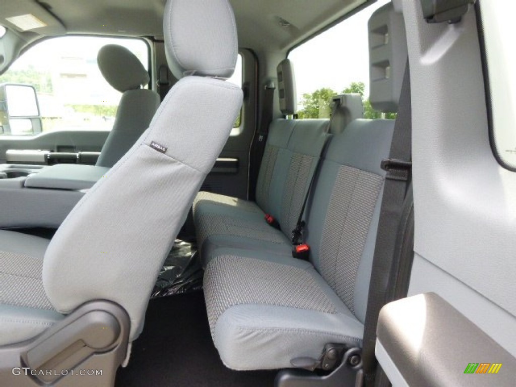 2015 Ford F350 Super Duty XL Super Cab 4x4 Rear Seat Photo #94654932