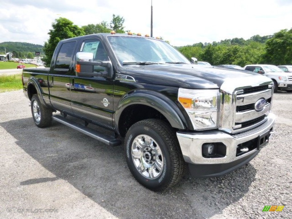 2015 F250 Super Duty Lariat Crew Cab 4x4 - Tuxedo Black / Black photo #2