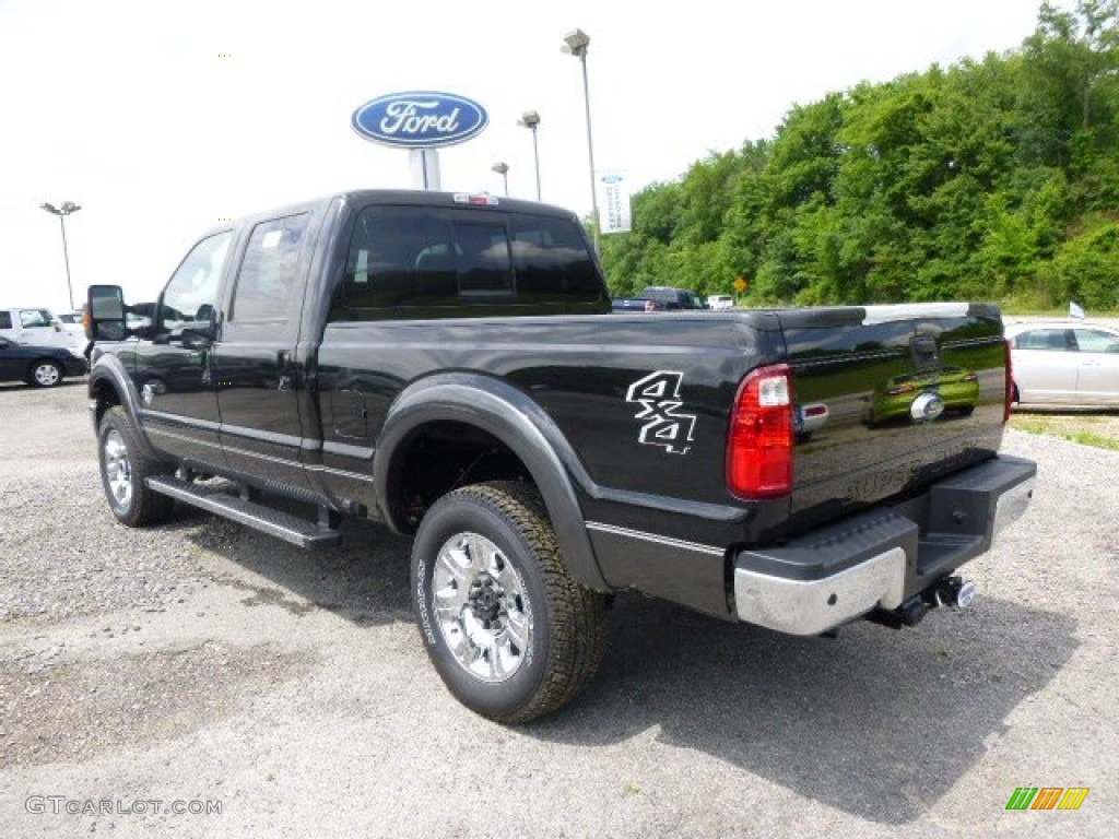 2015 F250 Super Duty Lariat Crew Cab 4x4 - Tuxedo Black / Black photo #7