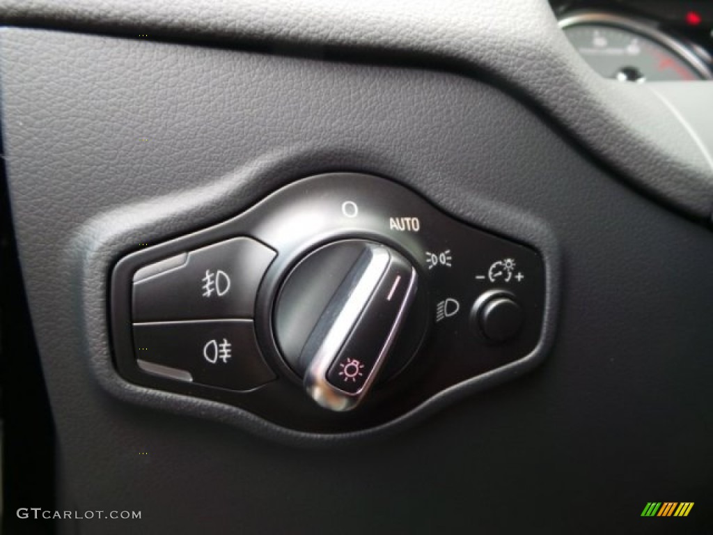 2014 Audi SQ5 Prestige 3.0 TFSI quattro Controls Photos