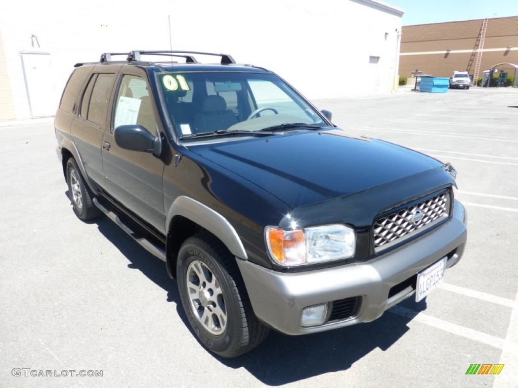 2001 Pathfinder SE 4x4 - Super Black / Beige photo #1