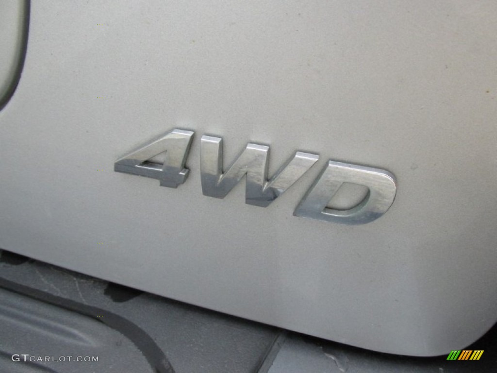 2003 Santa Fe LX 4WD - Pewter / Gray photo #4