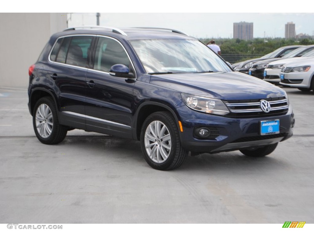 2014 Tiguan SE - Night Blue Metallic / Black photo #1