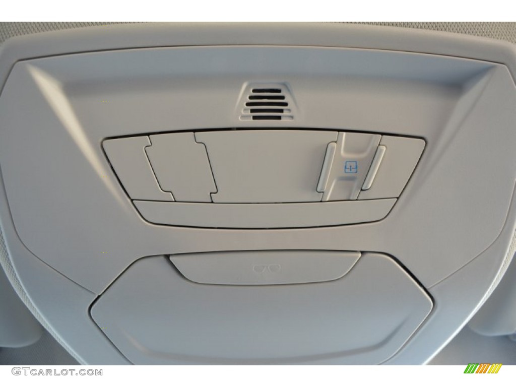 2014 Focus SE Hatchback - Sterling Gray / Charcoal Black photo #17