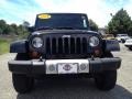 Black - Wrangler Unlimited Sahara 4x4 Photo No. 4