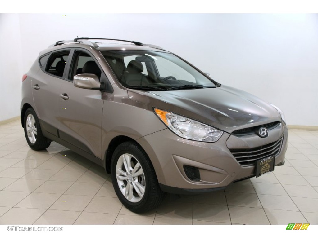 Chai Bronze Hyundai Tucson