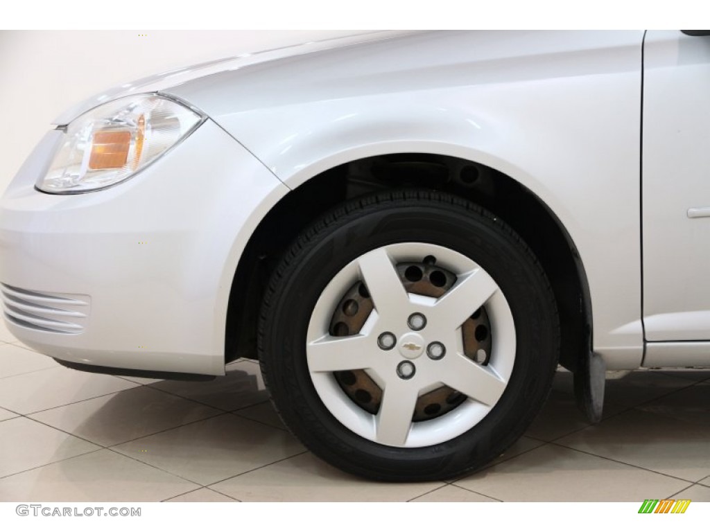 2005 Chevrolet Cobalt Sedan Wheel Photo #94674233