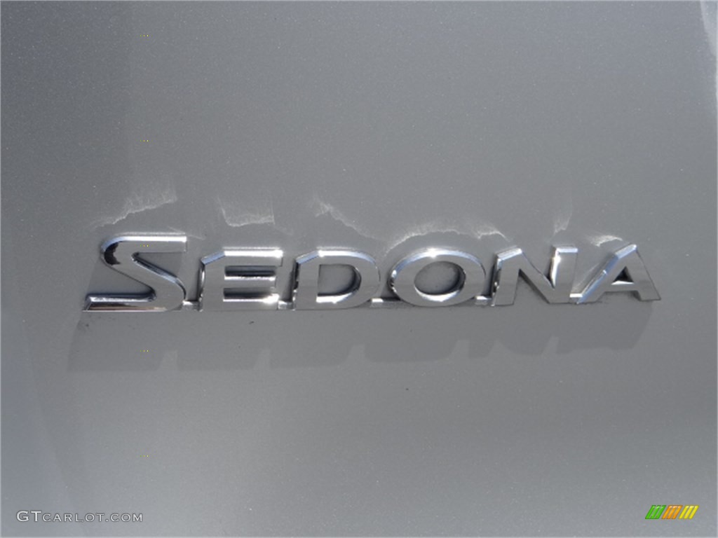 2012 Sedona LX - Silverstone Beige / Gray photo #10