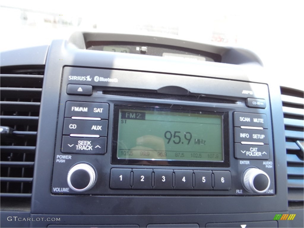 2012 Sedona LX - Silverstone Beige / Gray photo #24