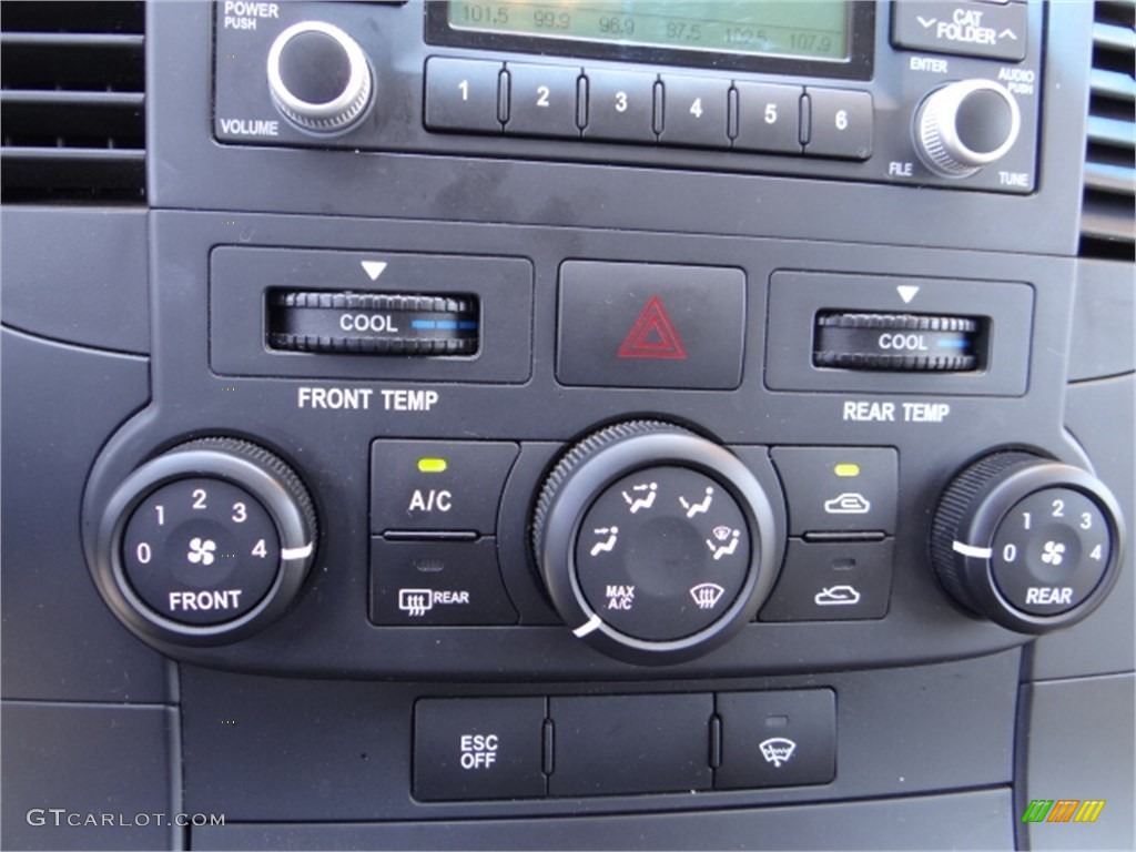 2012 Sedona LX - Silverstone Beige / Gray photo #25