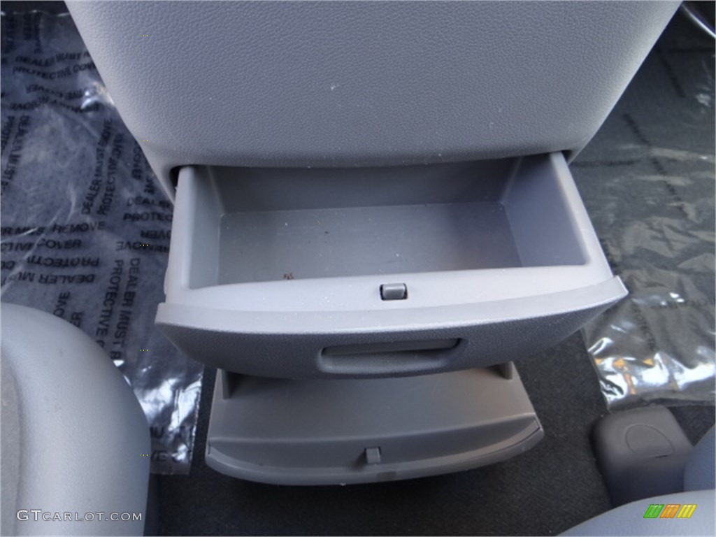 2012 Sedona LX - Silverstone Beige / Gray photo #27