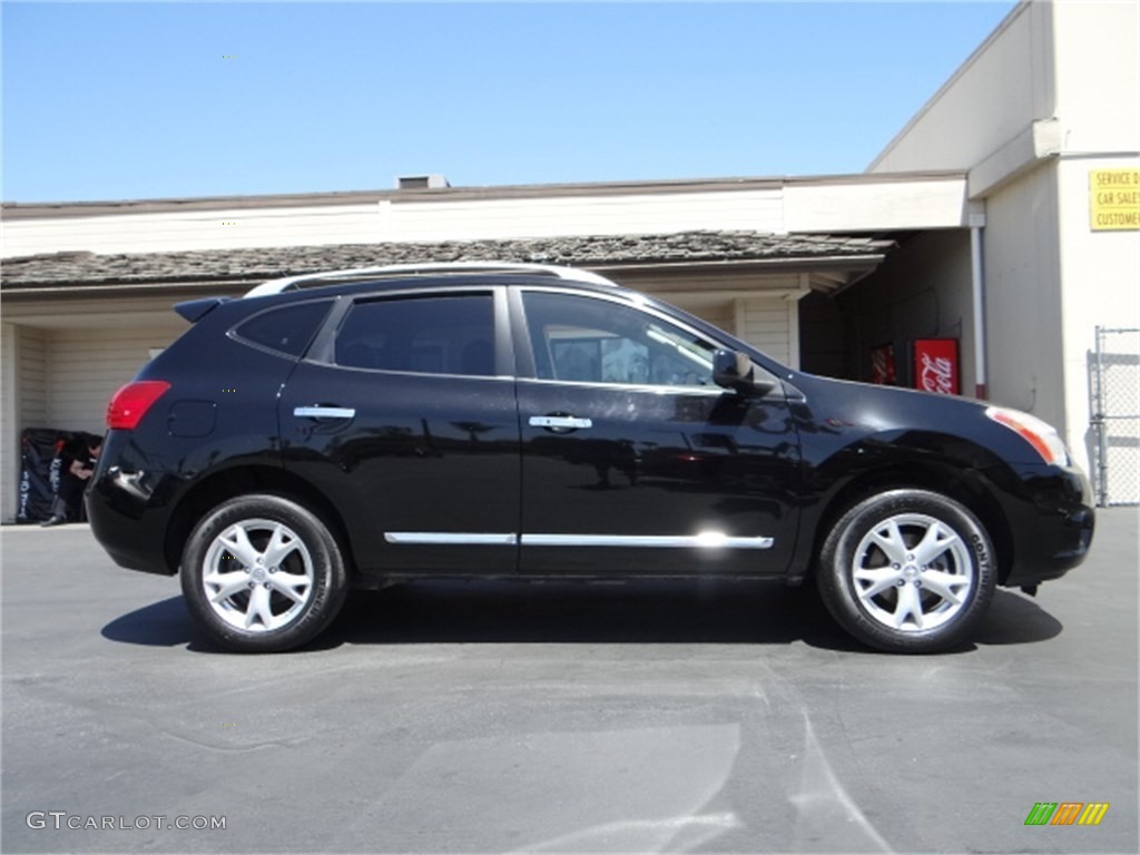 2011 Rogue SV - Black Amethyst / Black photo #2