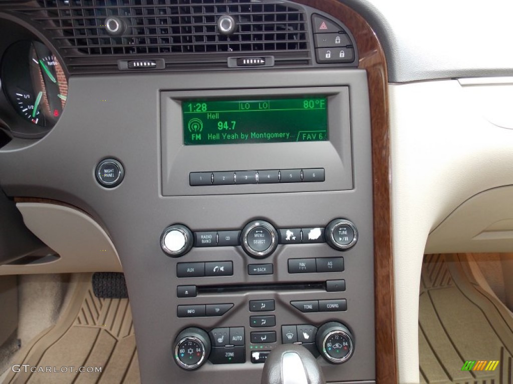 2011 Saab 9-5 Turbo4 Sedan Controls Photos