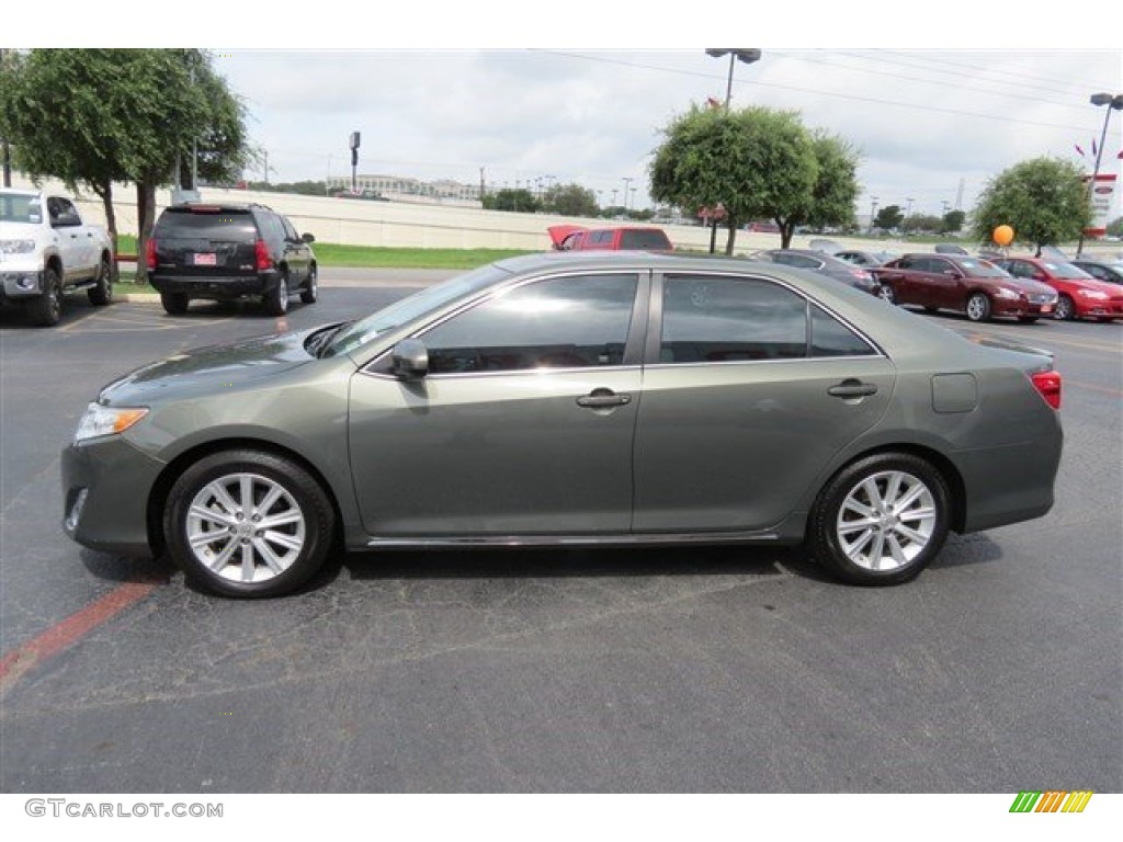 Cypress Green Pearl 2012 Toyota Camry XLE V6 Exterior Photo #94687450