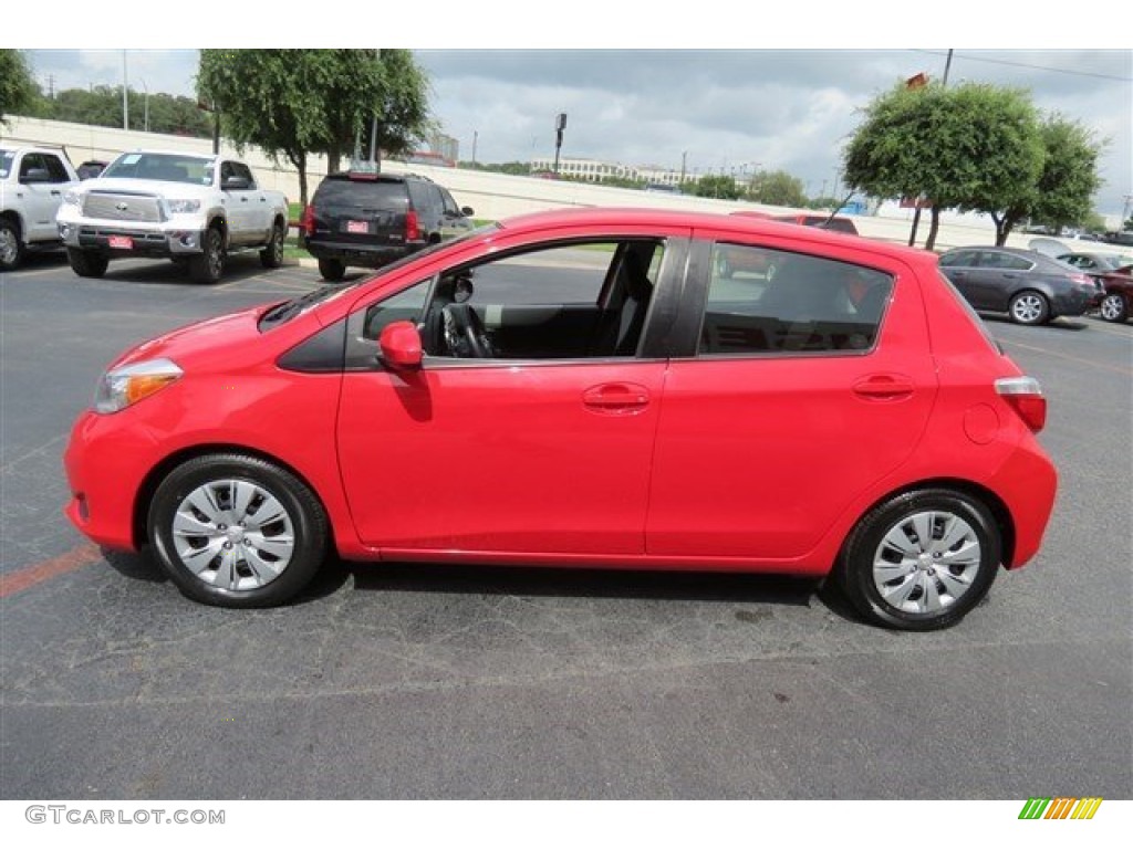2013 Yaris LE 5 Door - Absolutely Red / Ash photo #4